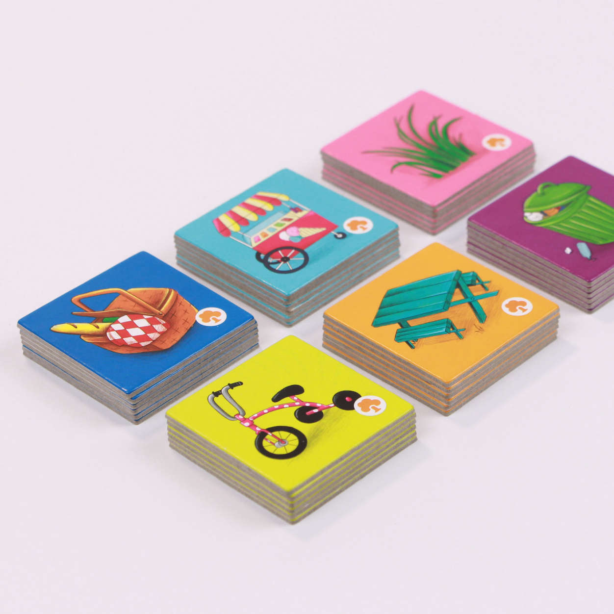 Bildkarten-Set „At the table“ - Wörter rund um Essen und Tischkultur spielerisch lernen | geeignet als eigenständiges Memo- oder Bingospiel | Kompatibel mit allen umbrella boat® Lernspielen